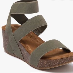 Madden girl Zoey wedges